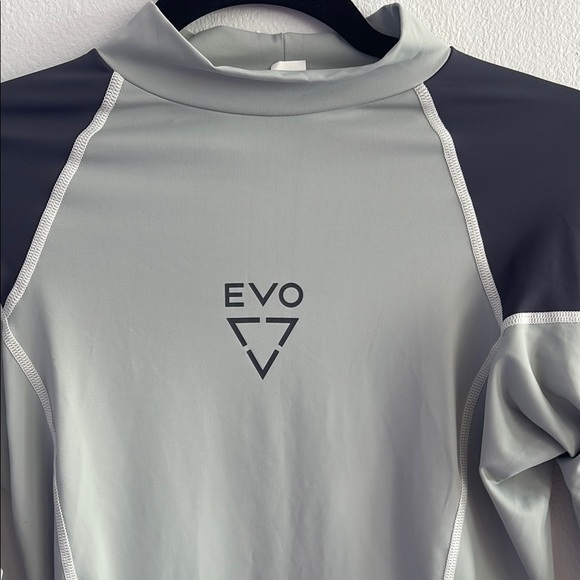 Gray Swim Rash Guard - Picture 2 of 11